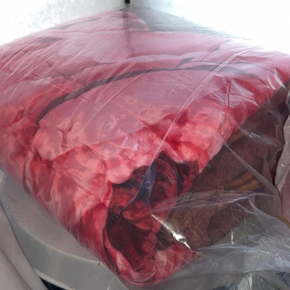 King Size Rose Blanket